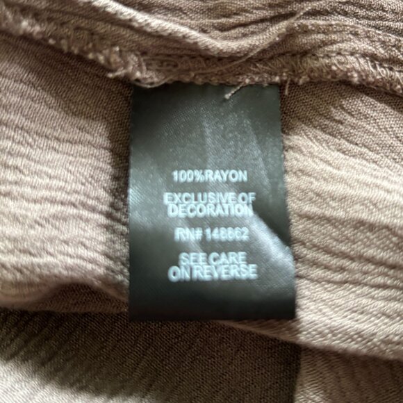 Torrid Women's Taupe Tunic Dress Sz 1 Sleeveless Keyhole Back Gauze Round Neck - Picture 9 of 9